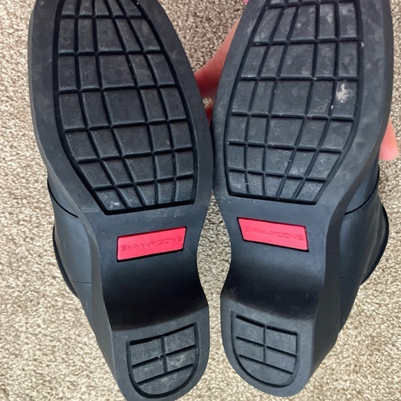 Evan Picone 7 1/2M Black Heeled Vivic Zip Up Ankle Booties - Picture 9 of 9